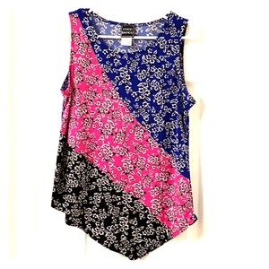 Women’s sleeveless top